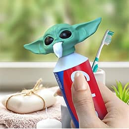 2022 New Baby Y-oda Toothpaste Topper